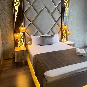 Отель Nizami Boutique
